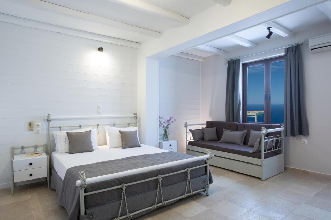 Acquaterra Villas Tsoukaladhes Exterior photo