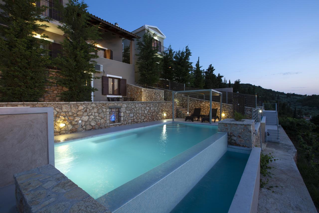 Acquaterra Villas Tsoukaladhes Exterior photo